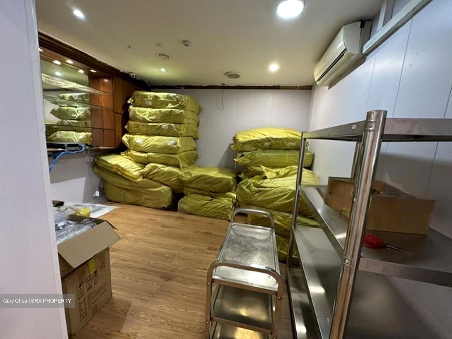 Four Chain Hotel (D14), Retail #637755621